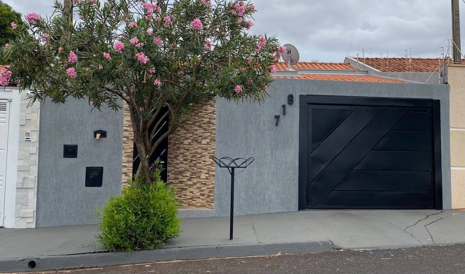 #60 - Casa para Venda em Araraquara - SP