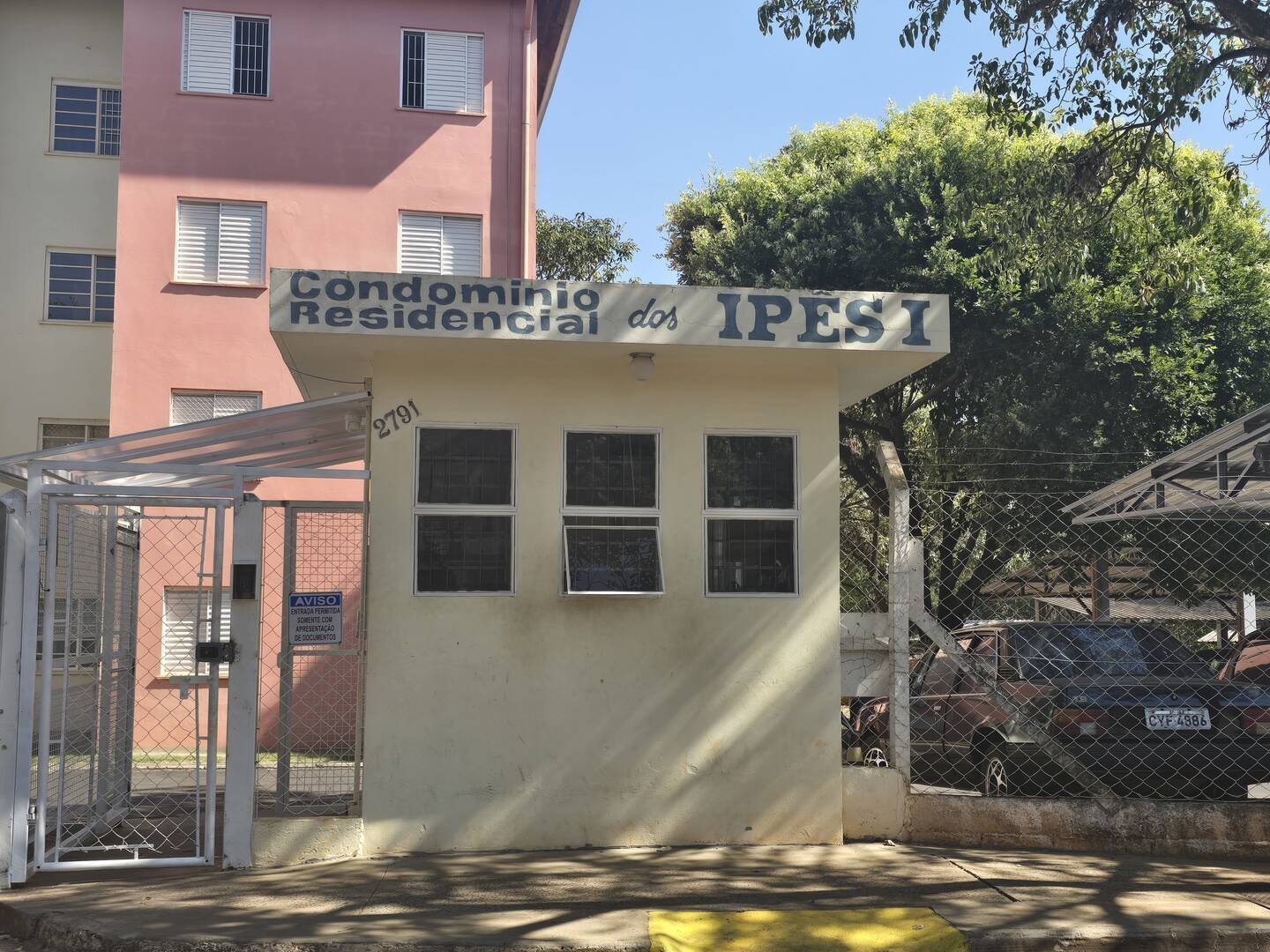 #63 - Apartamento para Venda em Araraquara - SP