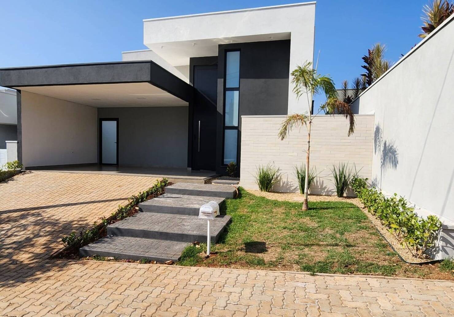 #119 - Casa para Venda em Araraquara - SP
