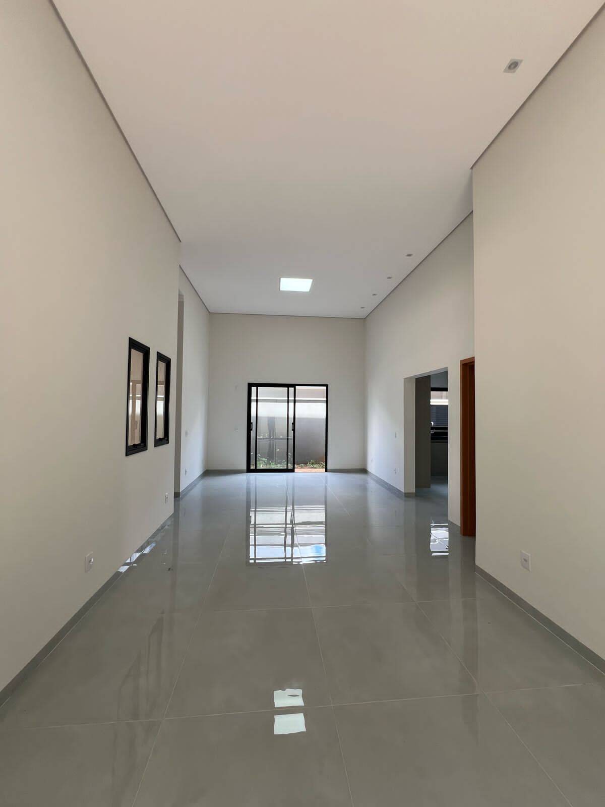 #334 - Casa para Venda em Araraquara - SP