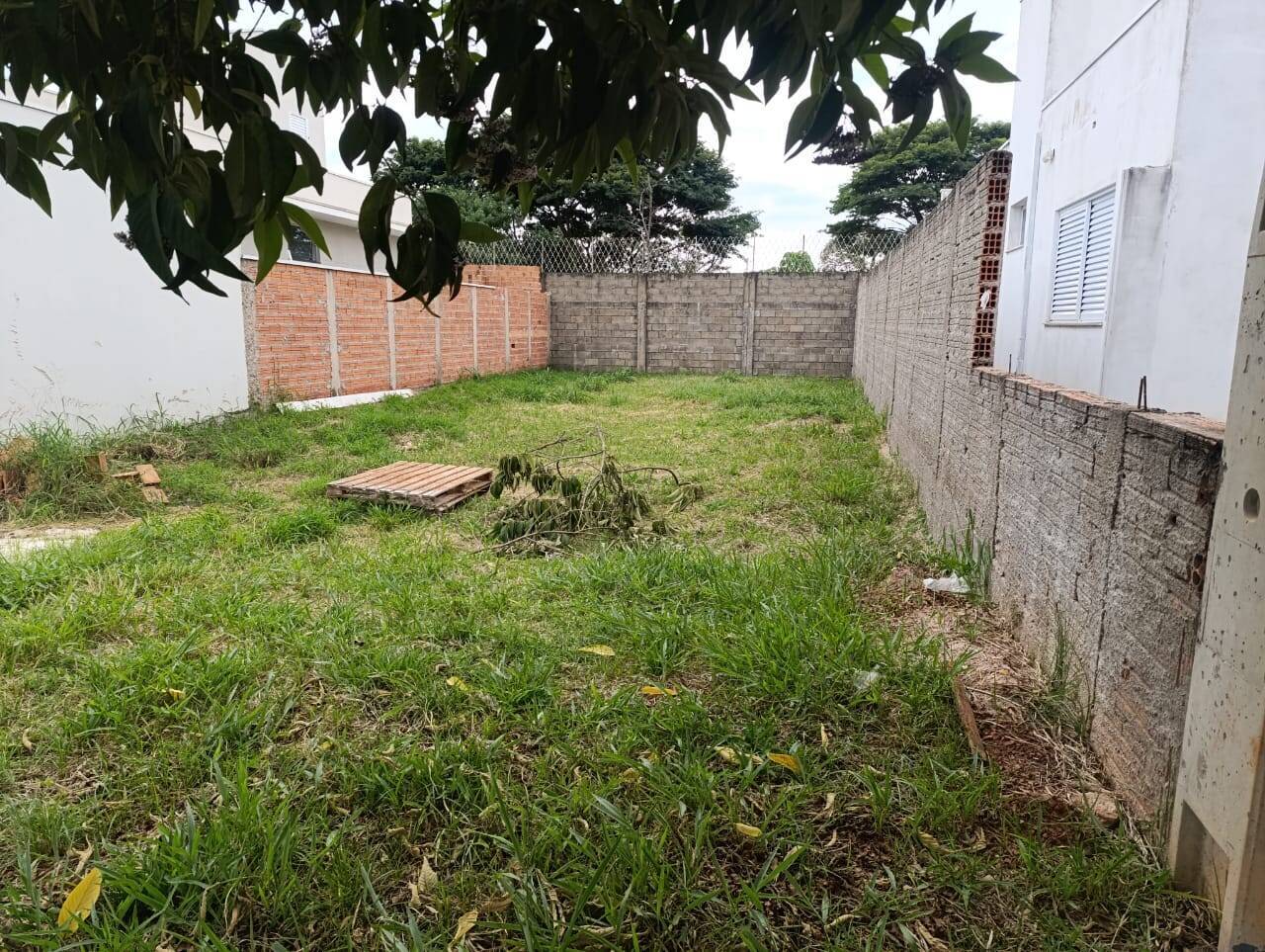 #381 - Terreno para Venda em Araraquara - SP
