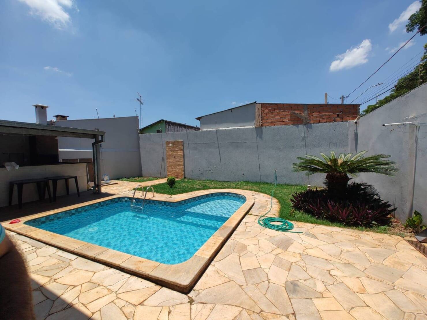 #165 - Casa para Venda em Araraquara - SP