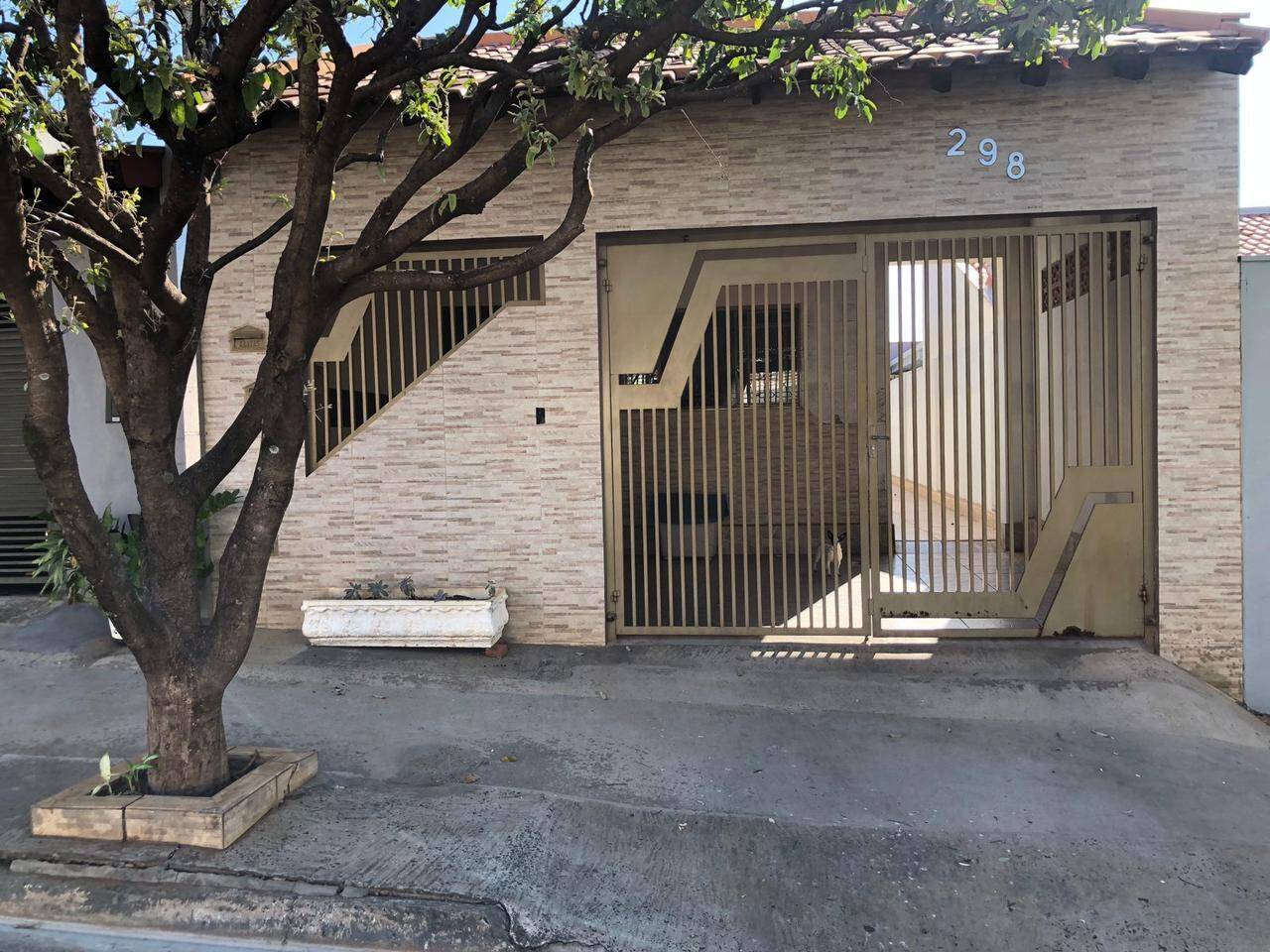 #204 - Casa para Venda em Matão - SP