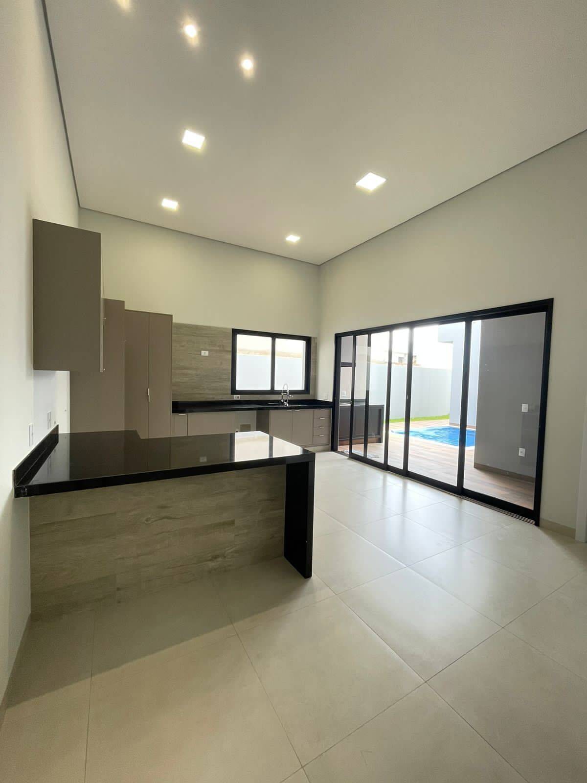 #222 - Casa para Venda em Araraquara - SP
