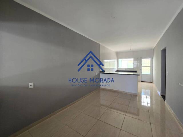 Casa para Venda em Araraquara - 3