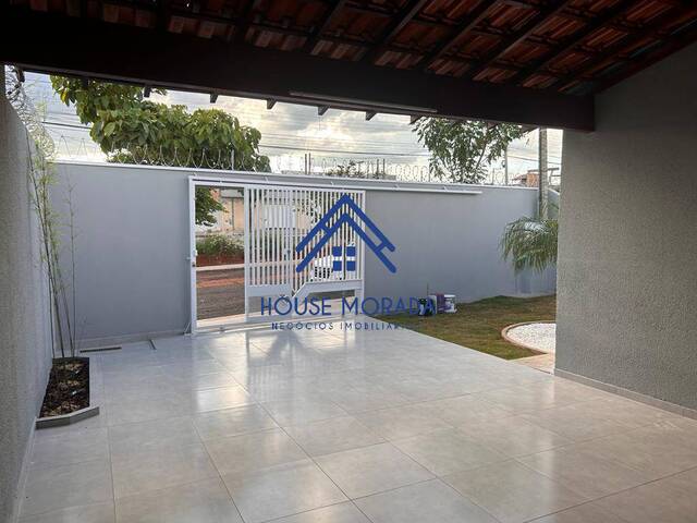 #303 - Casa para Venda em Araraquara - SP
