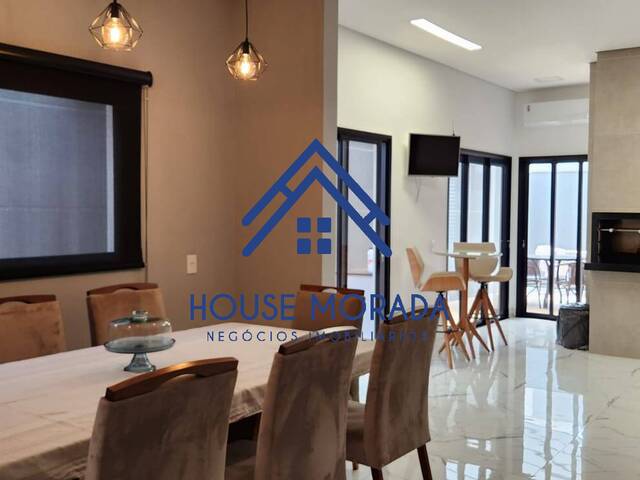 #326 - Casa para Venda em Araraquara - SP