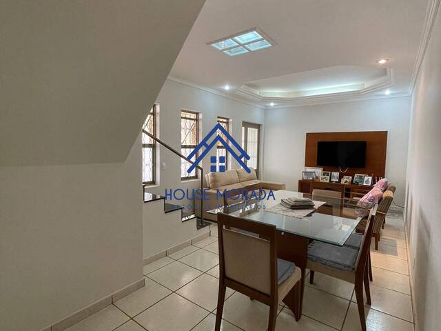 #328 - Casa para Venda em Araraquara - SP