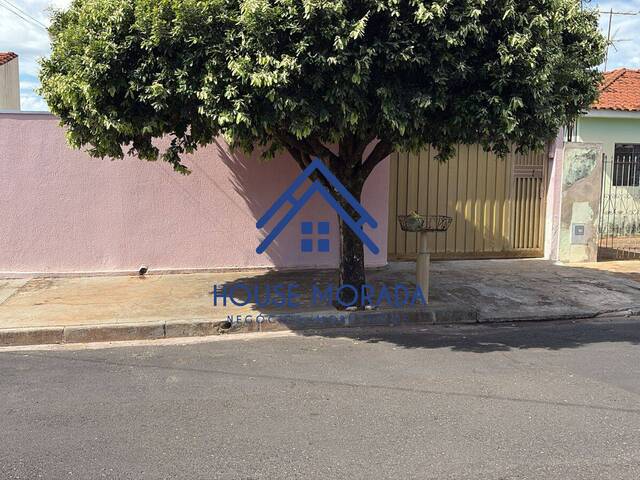 #360 - Casa para Locação em Araraquara - SP