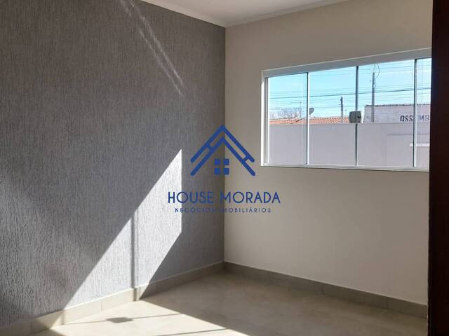 #372 - Casa para Venda em Araraquara - SP