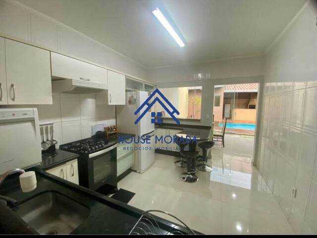 #400 - Casa para Venda em Araraquara - SP