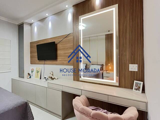 #402 - Casa para Venda em Araraquara - SP