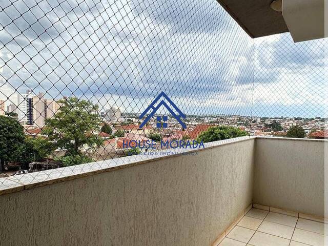 #403 - Apartamento para Venda em Sertãozinho - SP