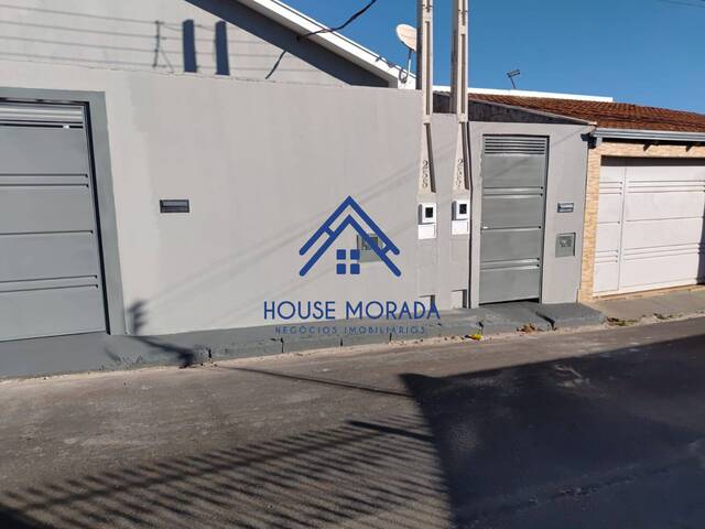 #453 - Casa para Venda em Araraquara - SP