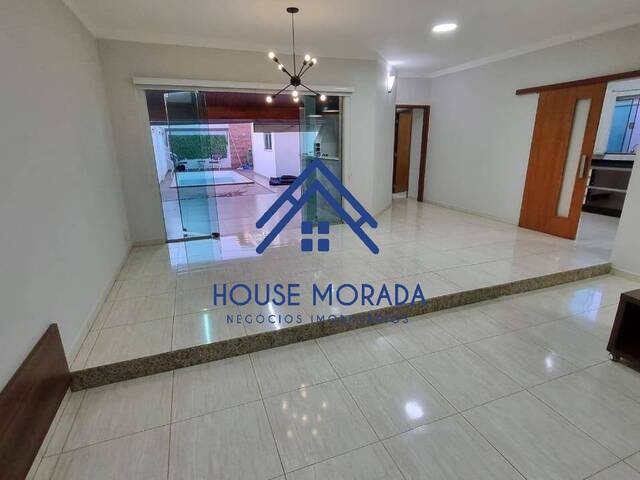 Casa para Venda em Araraquara - 2