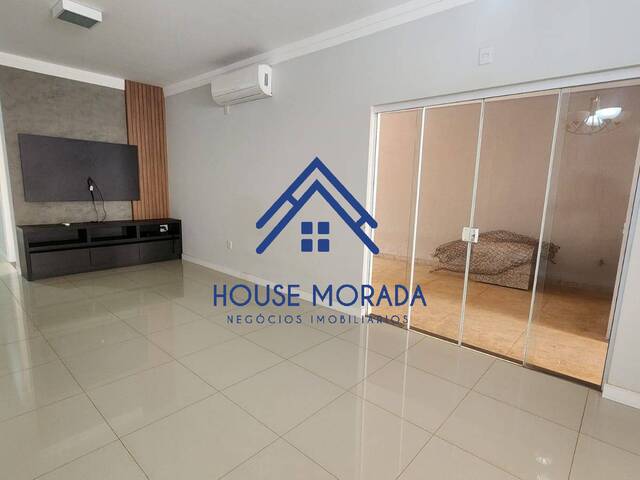 #490 - Casa para Venda em Araraquara - SP