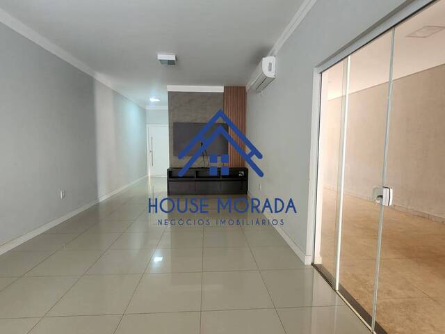 #490 - Casa para Venda em Araraquara - SP