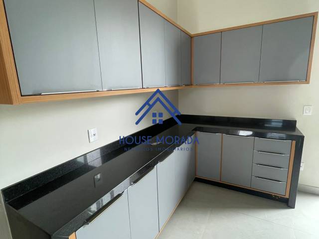 #521 - Casa para Venda em Araraquara - SP