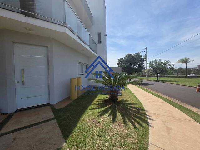 #545 - Casa para Venda em Araraquara - SP