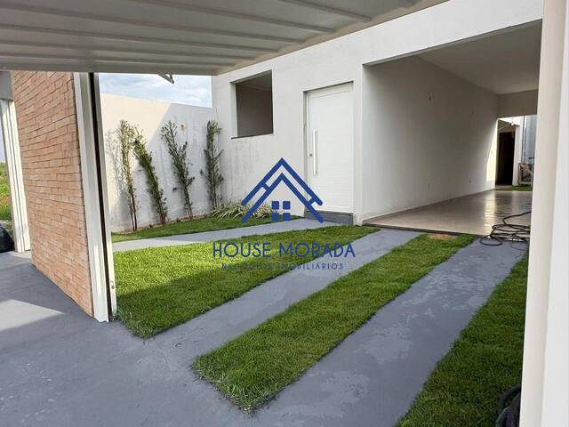 #553 - Casa para Venda em Américo Brasiliense - SP