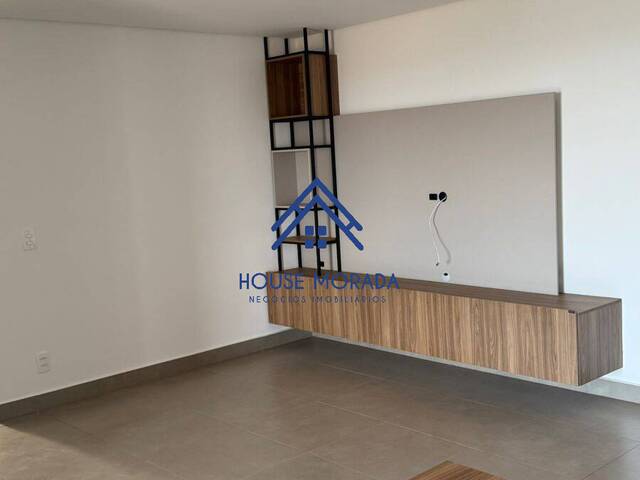 #571 - Apartamento para Venda em Araraquara - SP