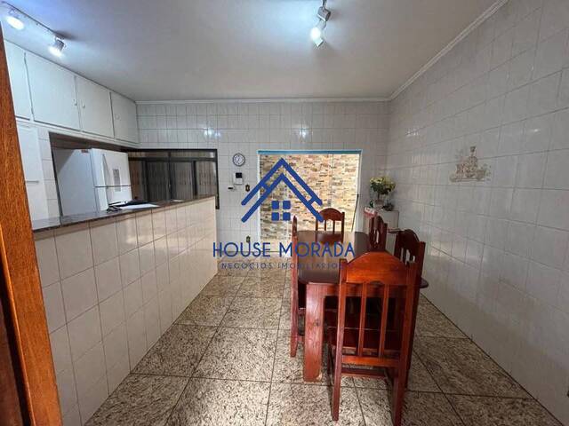Casa para Venda em Araraquara - 5