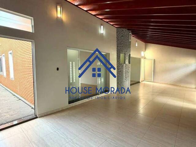 Casa para Venda em Araraquara - 2