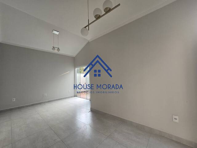 #130 - Casa para Venda em Araraquara - SP