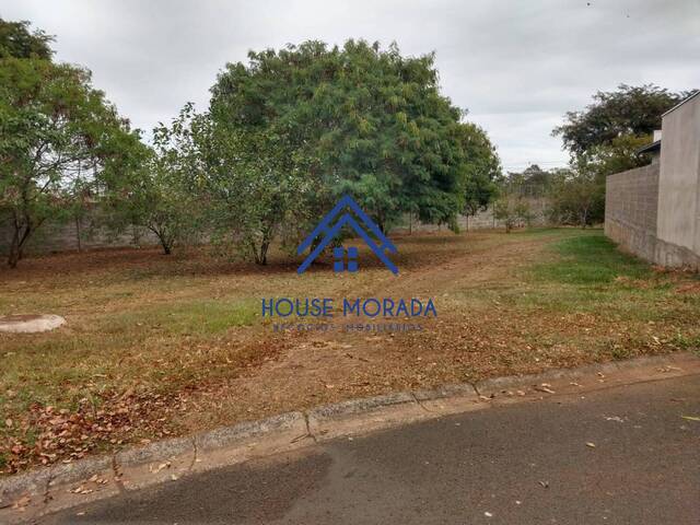 #180 - Terreno para Venda em Araraquara - SP