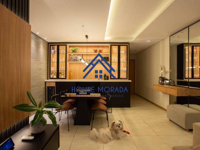 #210 - Apartamento para Venda em Araraquara - SP