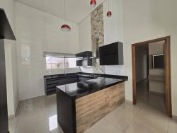 Casa para Venda em Araraquara - 3