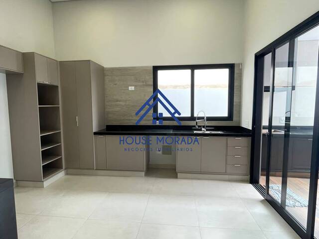 Casa para Venda em Araraquara - 2