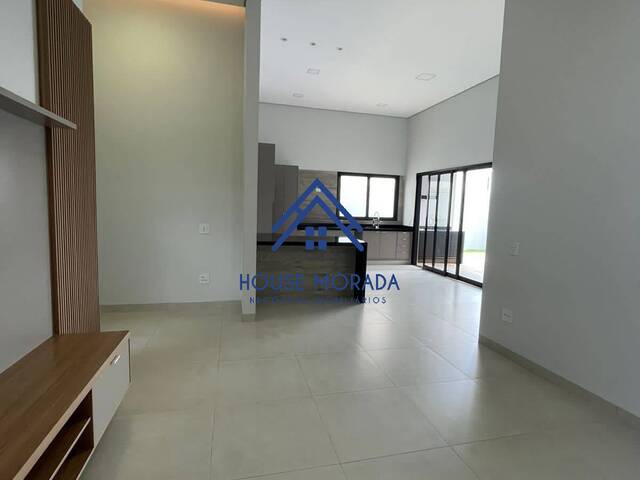 Casa para Venda em Araraquara - 3