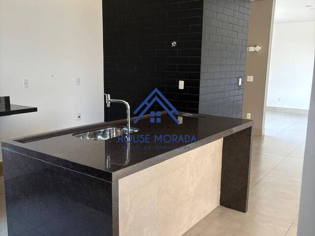 Casa para Venda em Araraquara - 3