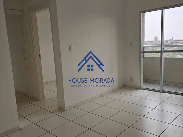 #270 - Apartamento para Venda em Araraquara - SP