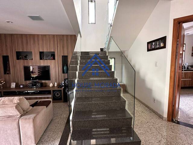 #277 - Casa para Venda em Araraquara - SP