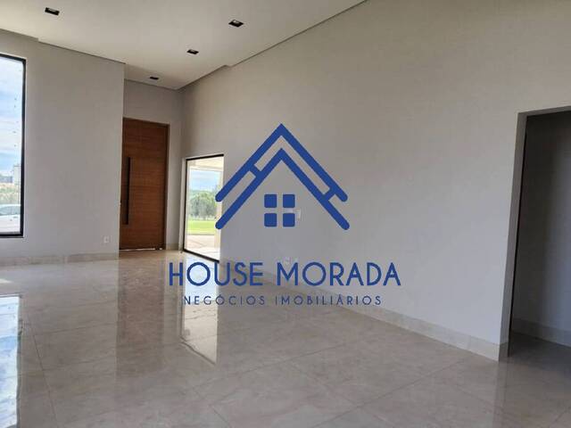 #278 - Casa para Venda em Araraquara - SP
