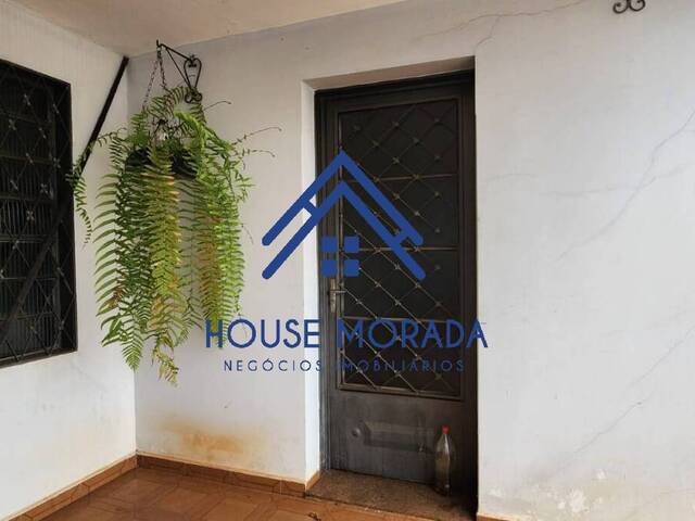 #284 - Casa para Venda em Araraquara - SP