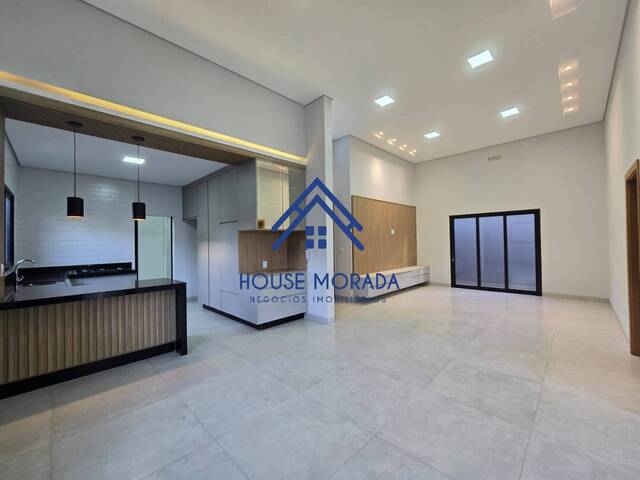 Casa para Venda em Araraquara - 3