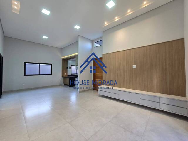 Casa para Venda em Araraquara - 2