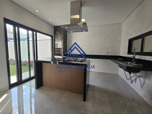 #48 - Casa em condomínio para Venda em Araraquara - SP