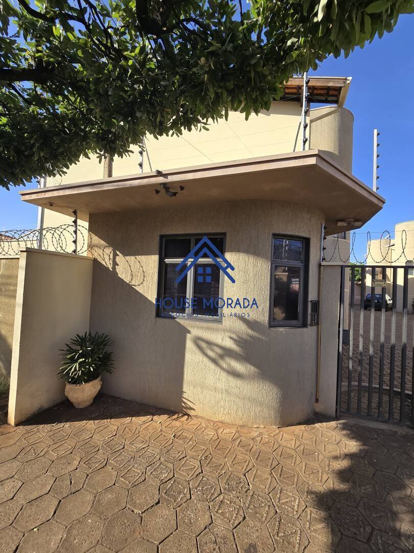 VENDO SOBRADO, 3 DORMITORIOS,COND SANTA SOFIA JD TABAPUÃ ARARAQUARA/ SP