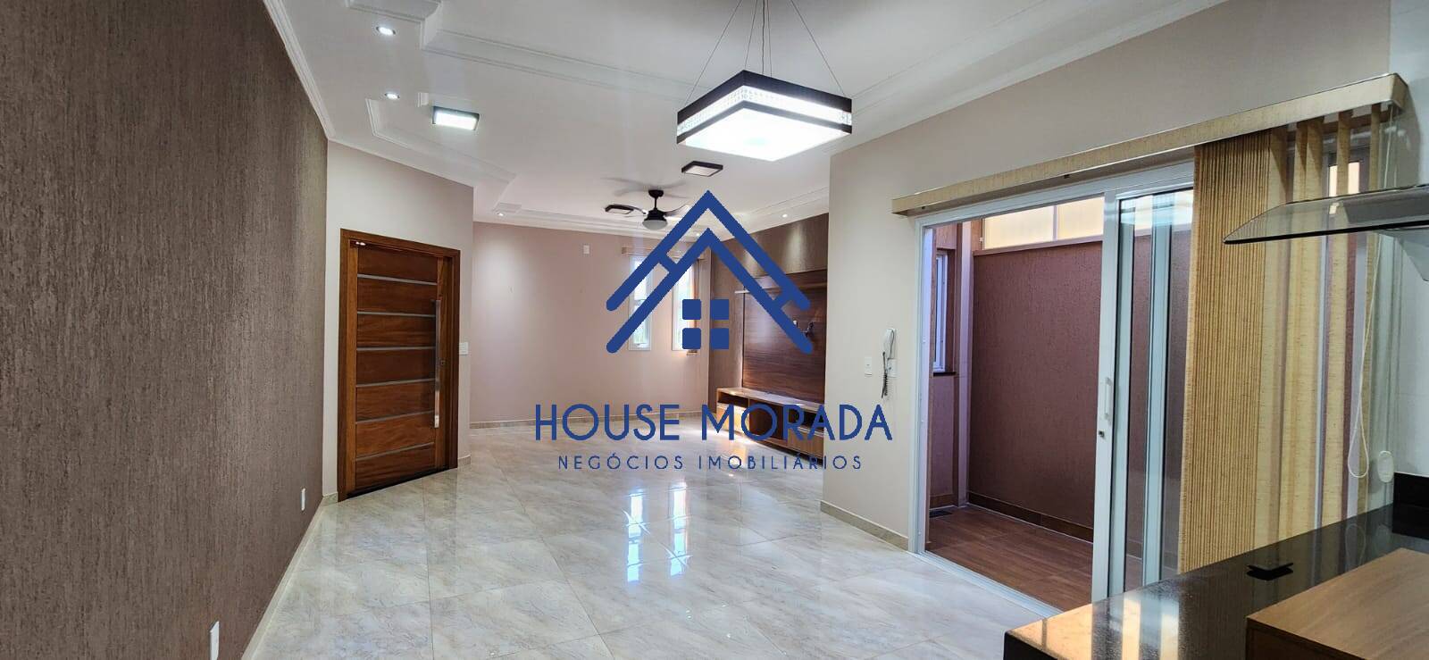 VENDO CASA 3 DORMIT SENDO 1 SUÍTE,PISCINA CONDOMÍNIO CENTRAL PARK AQA SP