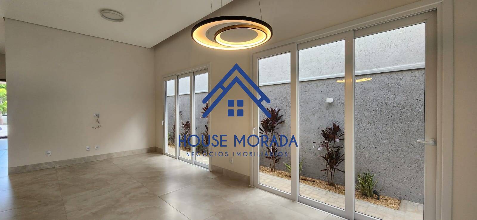 VENDO CASA ALTO PADRÃO 03 SUÍTES CONDOMÍNIO BUONA VITA