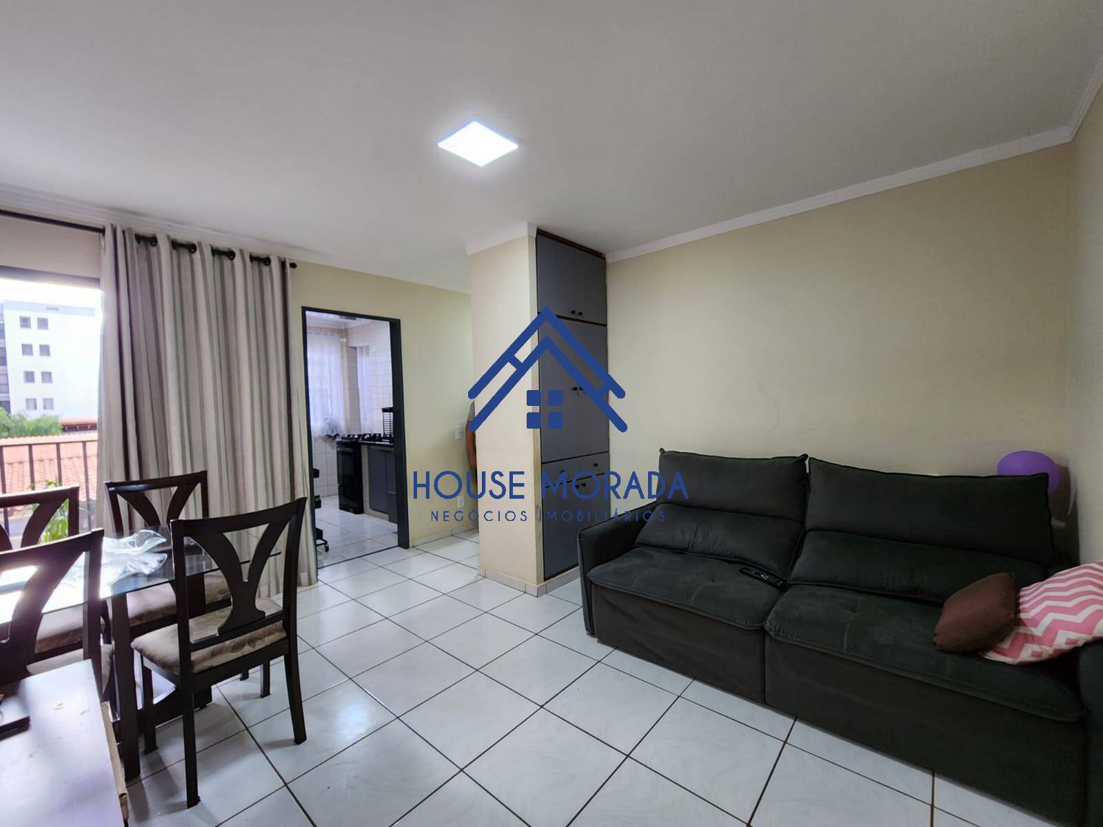 VENDO APARTAMENTO 1º ANDAR JARDIM BOTÂNICO 2 DORMITÓRIOS COND RIACHO DOCE