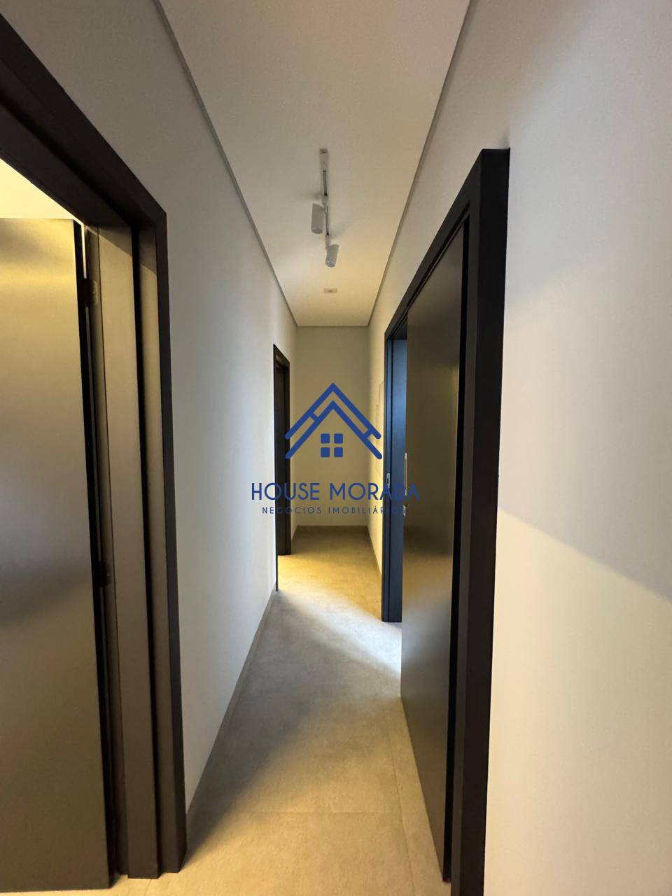 VENDO CASA ALTO PADRÃO 03 DORMIT C/ PISCINA COND BELLA VITTA ARARAQUARA SP