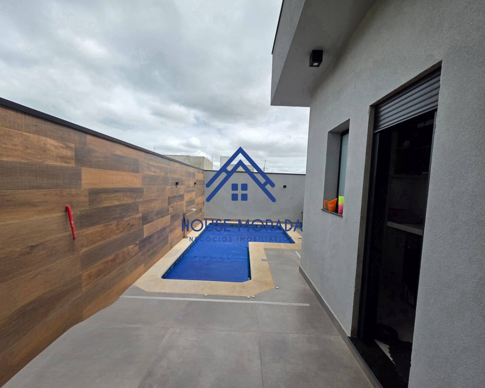 VENDO CASA ALTO PADRÃO 03 DORMIT C/ PISCINA COND BELLA VITTA ARARAQUARA SP