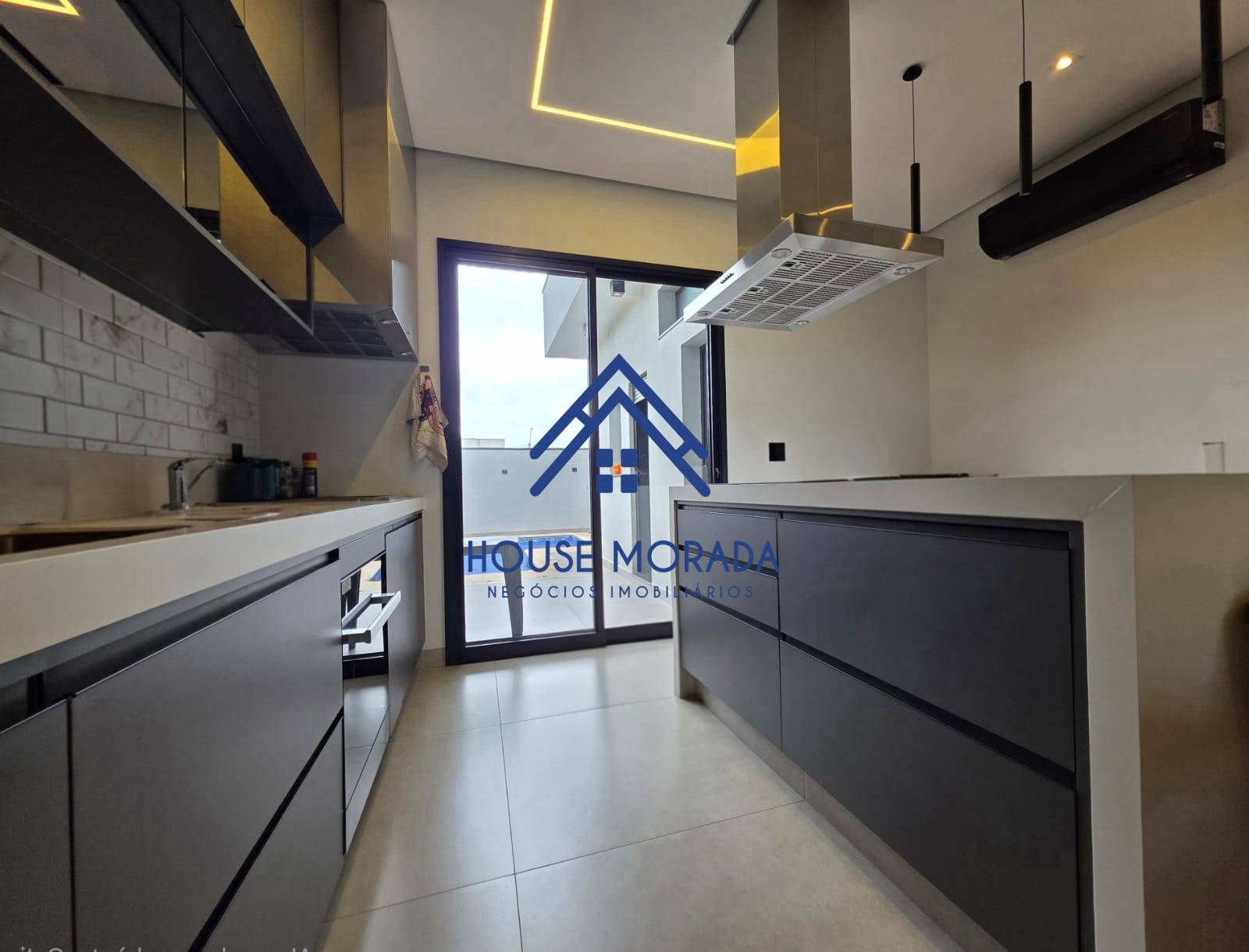 VENDO CASA ALTO PADRÃO 03 DORMIT C/ PISCINA COND BELLA VITTA ARARAQUARA SP