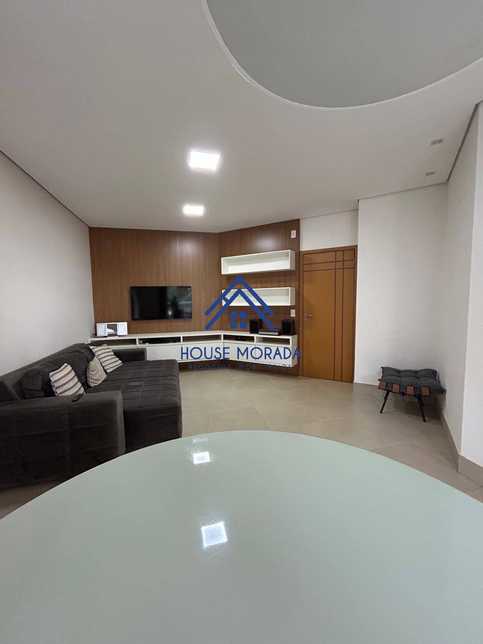 VENDO APARTAMENTO 3 SUÍTES EDIFÍCIO CASTRO ALVES -ARARAQUARA SP