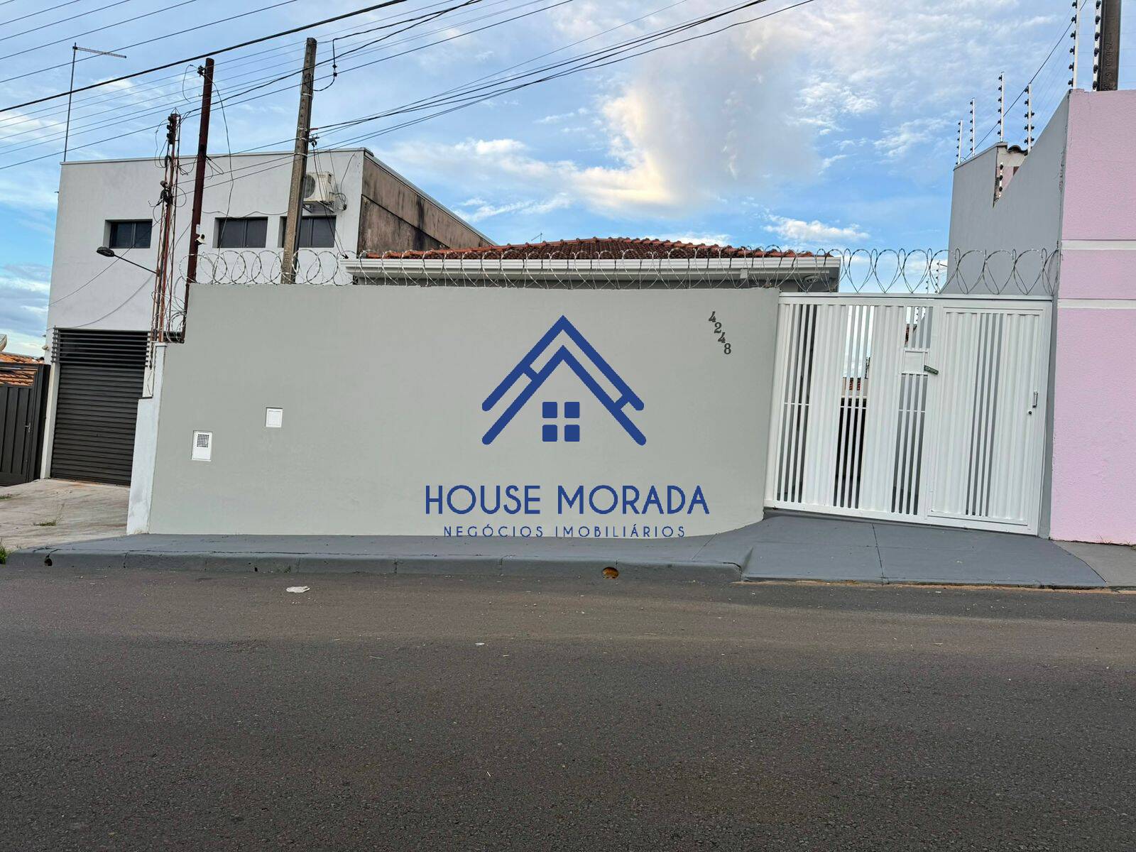 VENDO CASA 02 DORMITÓRIOS JD ANGARÁ (RUA ITALIA)  ARARAQUARA SP